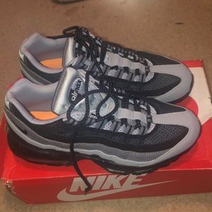 Nike air max 95 essential